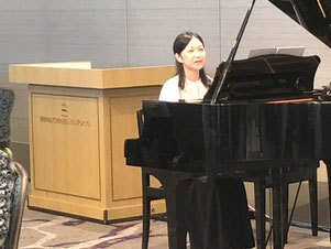 みんなの歌　伴奏は井澤さん