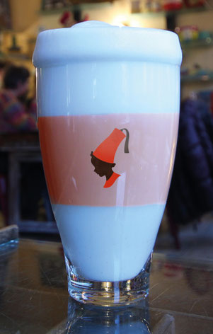 Milchkaffee Kaffee Verkehrt