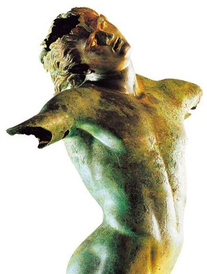 Il "Satiro danzante" rinvenuto a Mazara del Vallo (Trapani) nel 1997, risalente al III Sec. a.C.