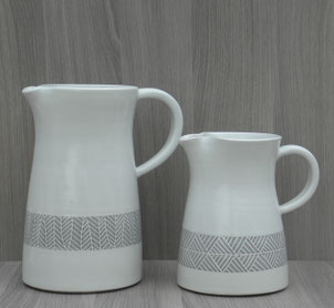 grand pichet 1l 58€ - petit pichet 800ml 42€