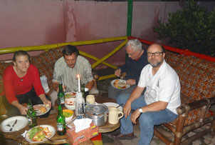 Ich, Jan, Pater Lienhard & Pater Bernd beim Essen