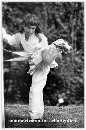 Selbstverteidigung, Kampfsport, Fußtritt, Kampfkunst, Kampf, Fight, Dojo, Karate, Kung Fu, Taekwon Do, Wing Tsun, Abbildung: Nicole Hilger; Foto: privat; Copyright: Nicole Krutzinna-Hilger; 