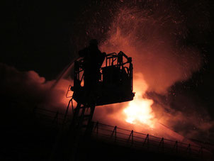 Feuerschäden durch Brandstiftung - Foto Pixabay
