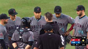 Nella foto Taijuan Walker subito dopo l'infortunio (MLB.com)