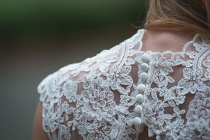 Hochzeitskleid mit viel Spitze