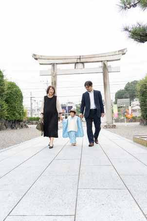 愛知県扶桑町　スタジオ撮影・出張撮影　753写真撮影　レンタル衣裳　3歳七五三　男の子被布