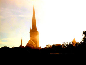 Olaikirche - von der Abendsonne umschmeichelt