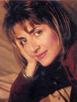 Sally Oldfield Official Website Sallyoldfield Com You're now in slide show mode. sally oldfield official website