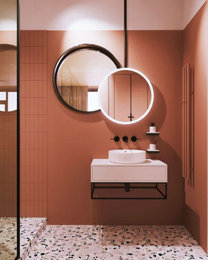 Une belle salle de bain terracotta