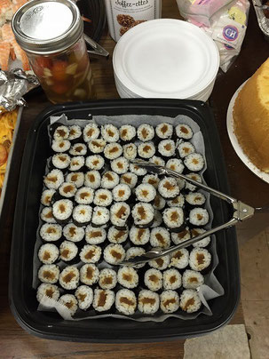 Shrimp Sushi and Narazuke rolls....I made these very fast! That's why they are not beautiful (excuse!).