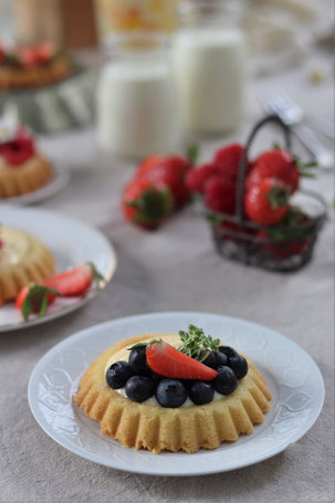 Mürbteigtörtchen mit Beeren