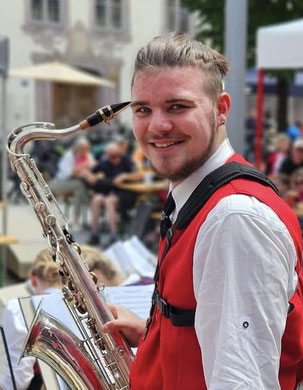 Jakob Fahr, Tenorsaxophon / Baritonsaxophon