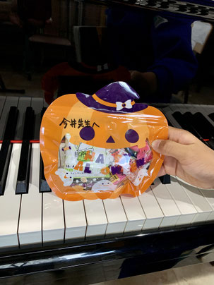 ☀️電子ピアノ 88鍵盤 木製 初心者 子供 MIDI対応 ペダル 日本 ☀️電子ピアノ 88鍵盤 木製 初心者 子供 MIDI対応 ペダル 日本