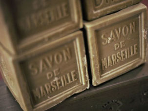 Savon de marseille veritable, à personnaliser, en direct de l'usine