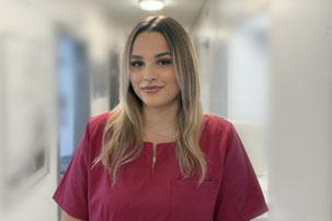 L. Latifi, Kieferorthopädische  Fachhelferin, Dres. Sachse | Kieferorthopäden Kassel