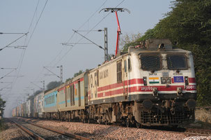 12985 - Delhi Sarai Rohilla AC Double Decker Express