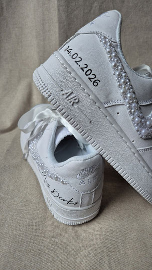 trouwdatum op sneakers 