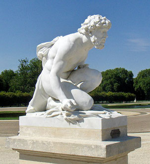 Pluton, dieu du royaume des morts (Hadès en grec). Les champs Elysées sont le Paradis grec et romain.