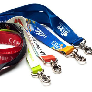 Somos fabricantes de cintas portagafetes. Diseño único. Ideal para tu marca.