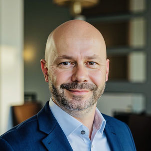 Anton Dörig: Experte & Berater | Keynote Speaker & Autor für mehr Präsenz & Essenz in der Führung --> Präsenzielle Führung!®
