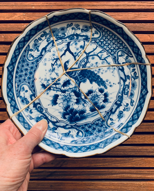 kintsugiworkshop, goudlijm, scherven, perfecte imperfecties, reis van geluk,  kennismaking kintsugi, kinstugi, rouw en verlies,