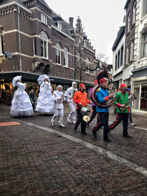 Parade openingsmiddag Wèntjerdruim