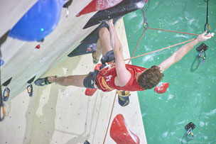 Nino Grünenfelder in competition