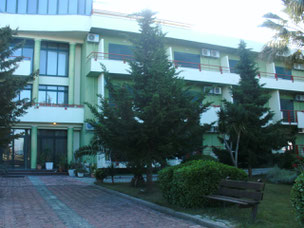 Hotel Resort Tropikal