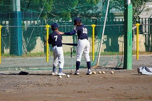 6年生が下級生の練習に付き合ってくれました。この選手のアドバイスはいつも的確なのでとても感心します。