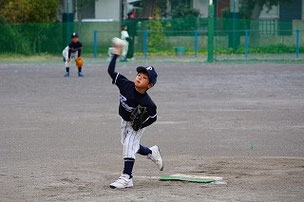 こちらも投手初挑戦のＳくん。がんばったね！かっこよかったよ。