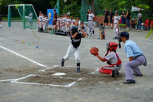 新4番は内野安打。素晴らしいぞ。