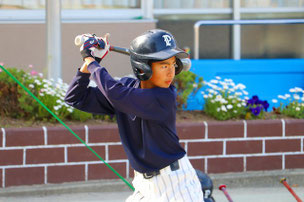午前の試合で、スローボールを叩いてヒット１本を稼いだＡＳＡくんｗ