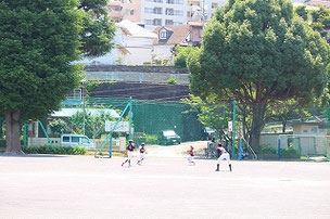 相手チームのファインプレーでアウトになってしまいました。