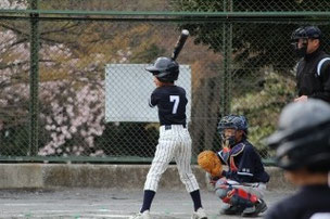 三塁を守ったAくん。