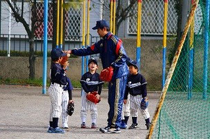 Ｓコーチ、ありがとうございます。低学年生は確実に成長しています。