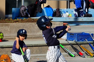 YUJ君。この選手の打球は結構飛ぶんです。
