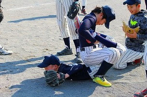 まじめに練習しなさい、5番！