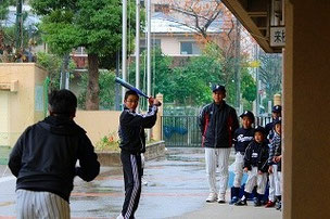 何とか、小学生の記録を越すことができたＯＢくん。 ホッ・・・