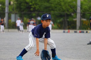 ＳＯＵＴくん、いい構えだ。