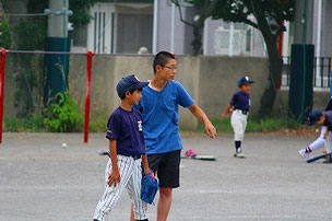 部活の合間をぬって、指導に来てくれたNAOコーチ