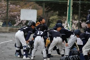 お疲れ様でした。　ちなみにスコアは17－0　でした。大変厳しい試合でした・・
