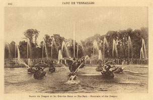PARC DE VERSAILLES. The Park - Fountain of the Dragon