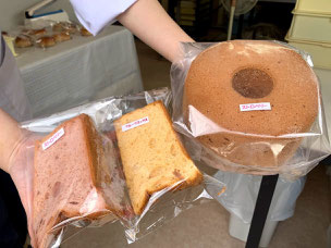 社会福祉法人　ふじの実　「シフォンケーキまつり」を開催するほど大人気の看板商品。