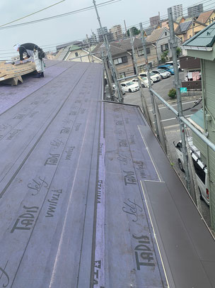 屋根カバー工法 専用部材 「ニチハ横暖ルーフS」