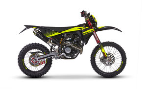 Fantic Enduro XEF Competition mit Schwarz-Gelb Farben