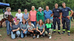 Gruppenbild der Organisatoren und Helfer