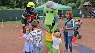 Feuerwehrmann Sven und "Bergi das Krokodil"