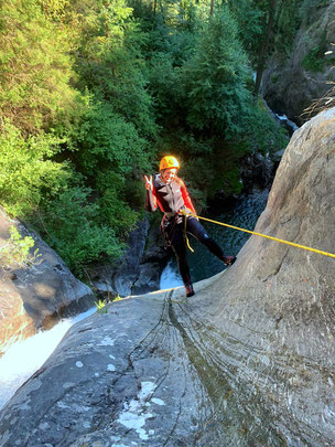 canyoning extreme wasser haiming abseilen springen rutschen
