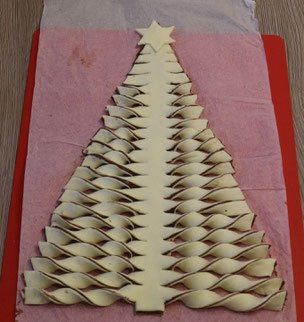 christmas tree pastry