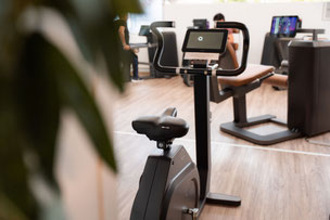 Geräte im Trainingszirkel
